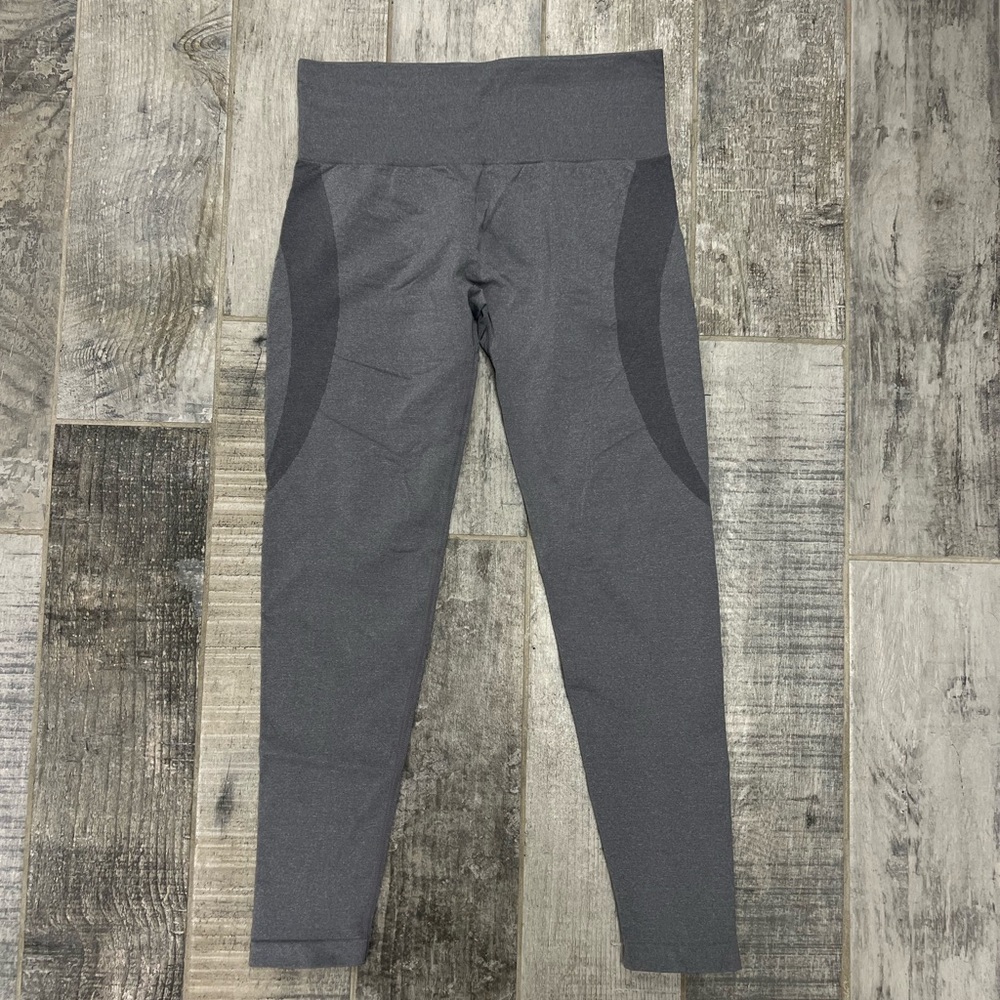 Nvgtn gray leggings L